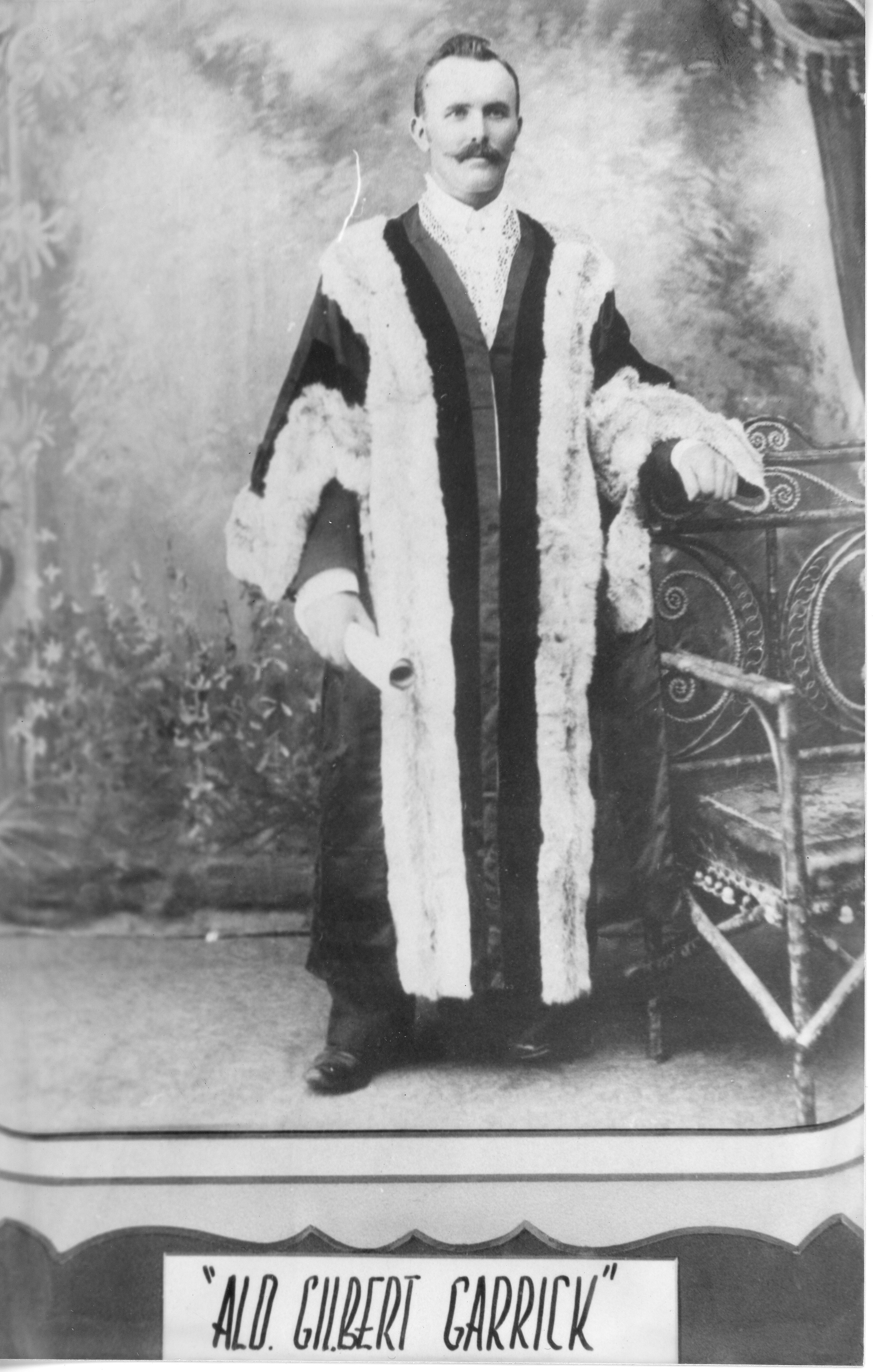 no-4-28-gilbert-garrick-mayor-at-the-time-gympie-proclaimed-a-city-1905-1904-05-p23-people-individuals