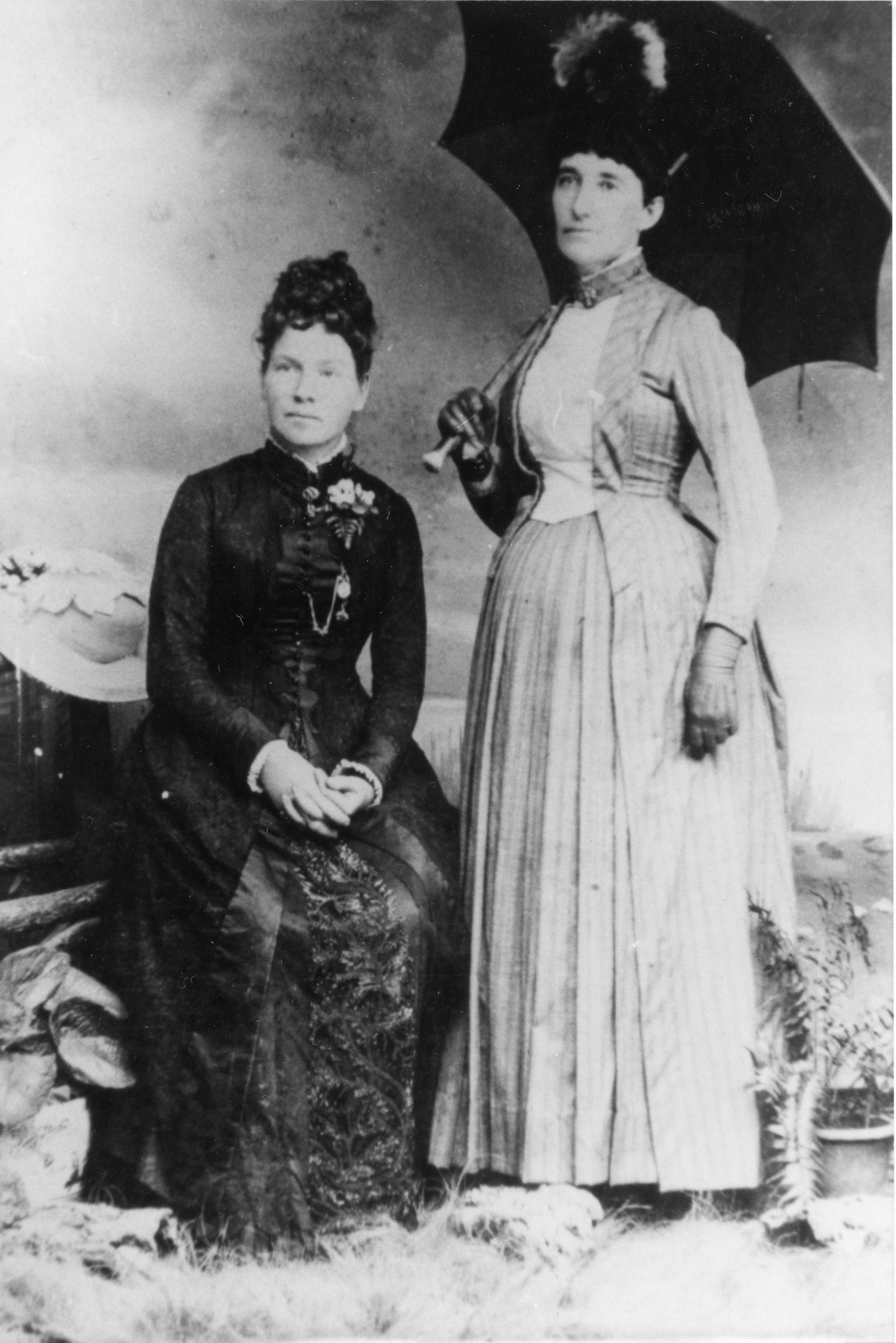 47-annie-skyring-nee-murphy-zacahriahs-wife-and-her-sister-kate-nash-wife-of-james-nash